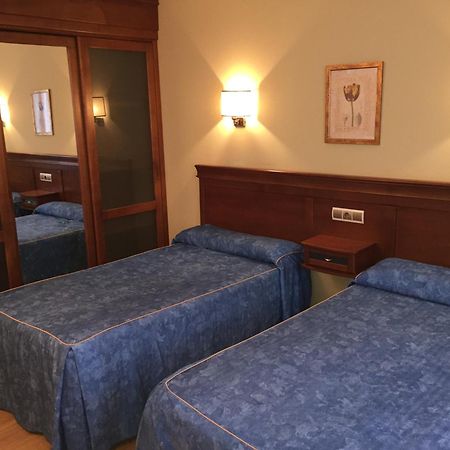 Hostal Tio Pepe II Bembibre  部屋 写真