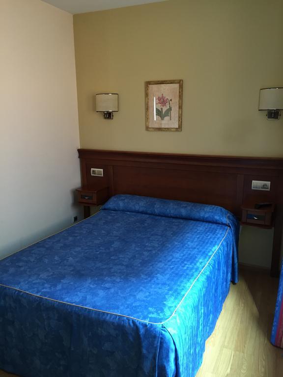 Hostal Tio Pepe II Bembibre  部屋 写真